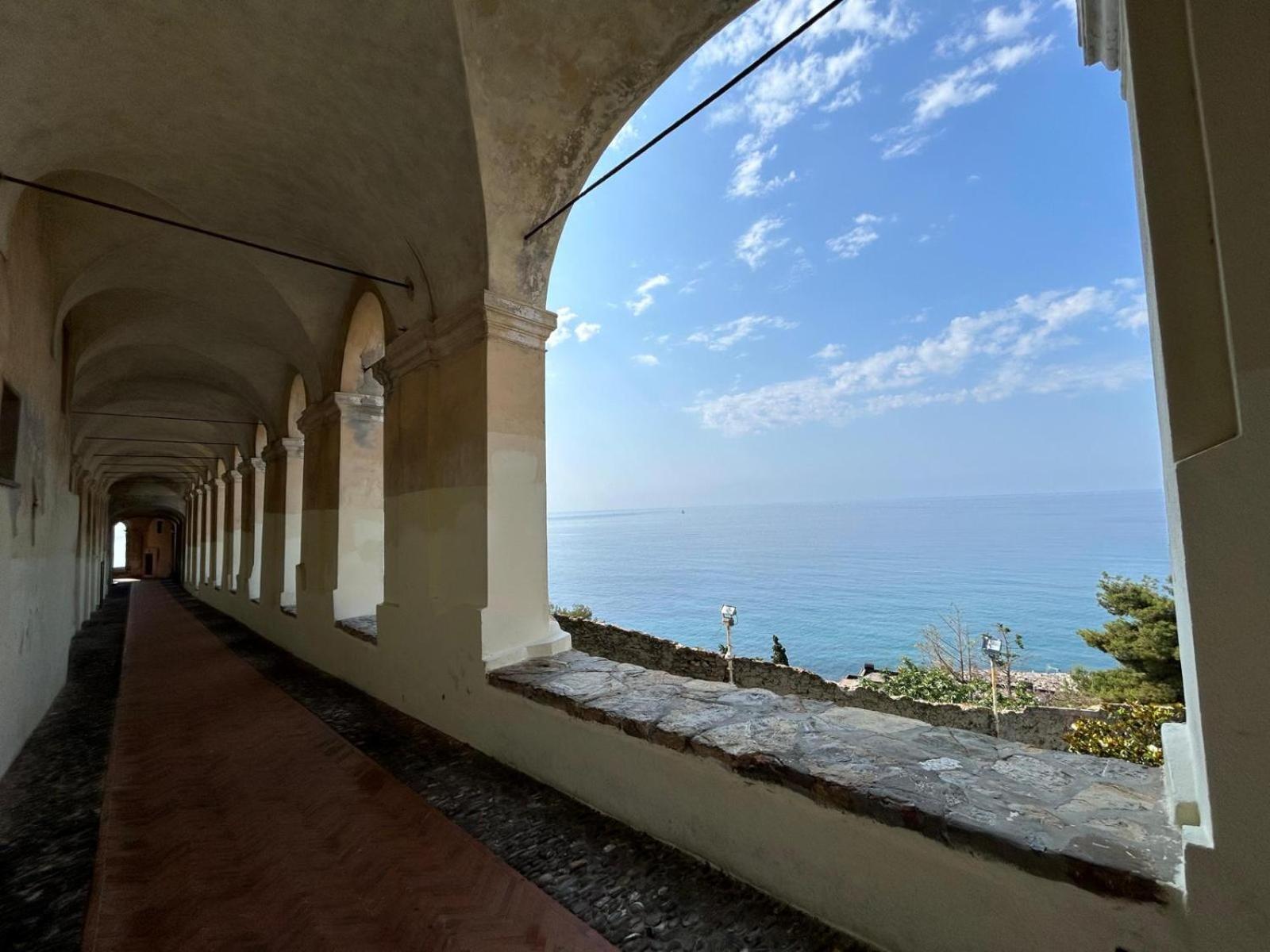 Casa Vacanze Merletto Imperia Exterior foto